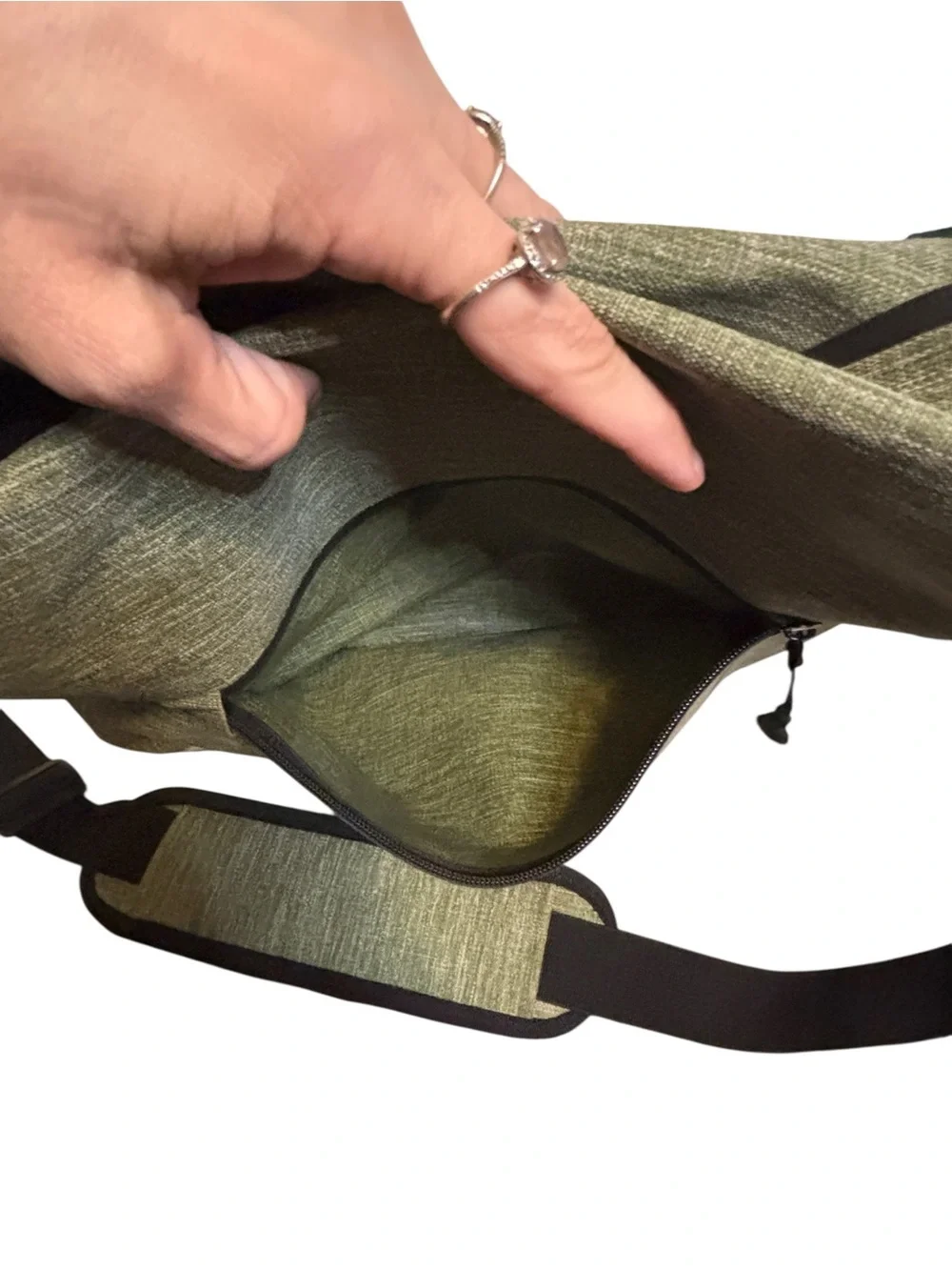 Body Glove Green Messenger Bag | Adjustable Crossbody Travel Bag
